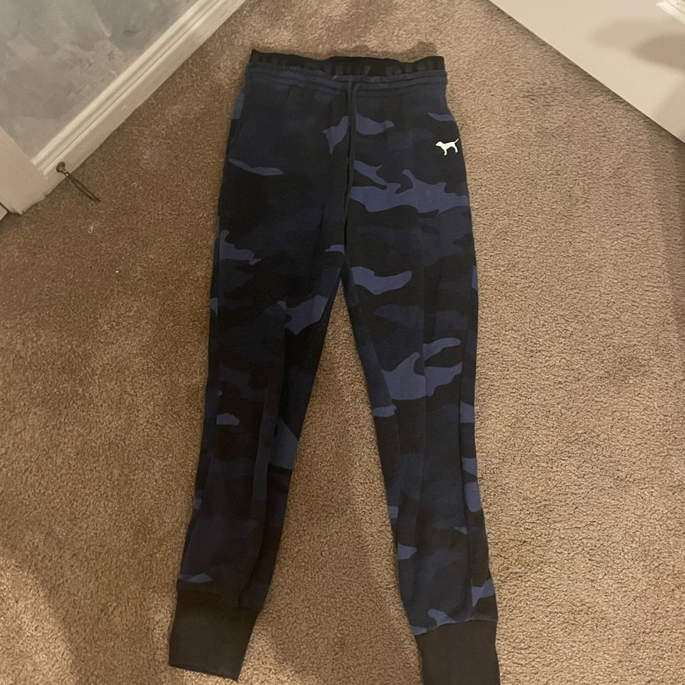 sweatpants